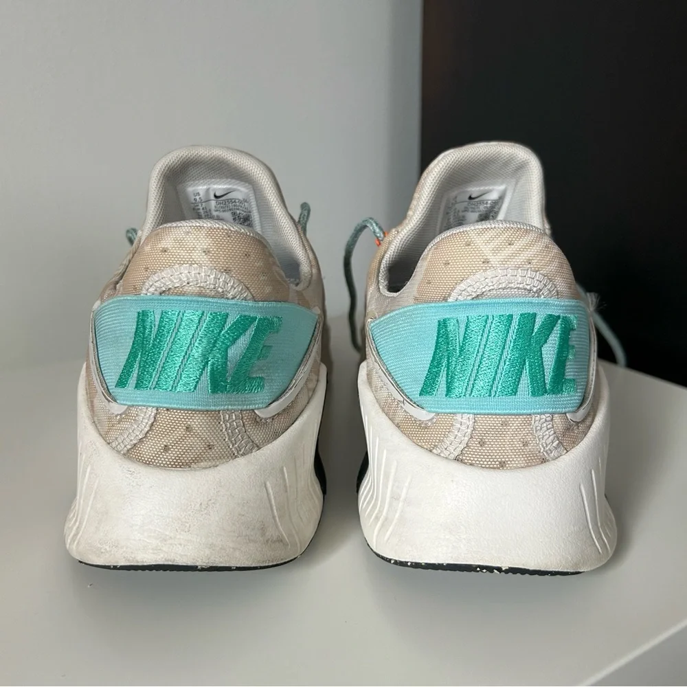 Nike Free Metcon 4 - Picture 6 of 9